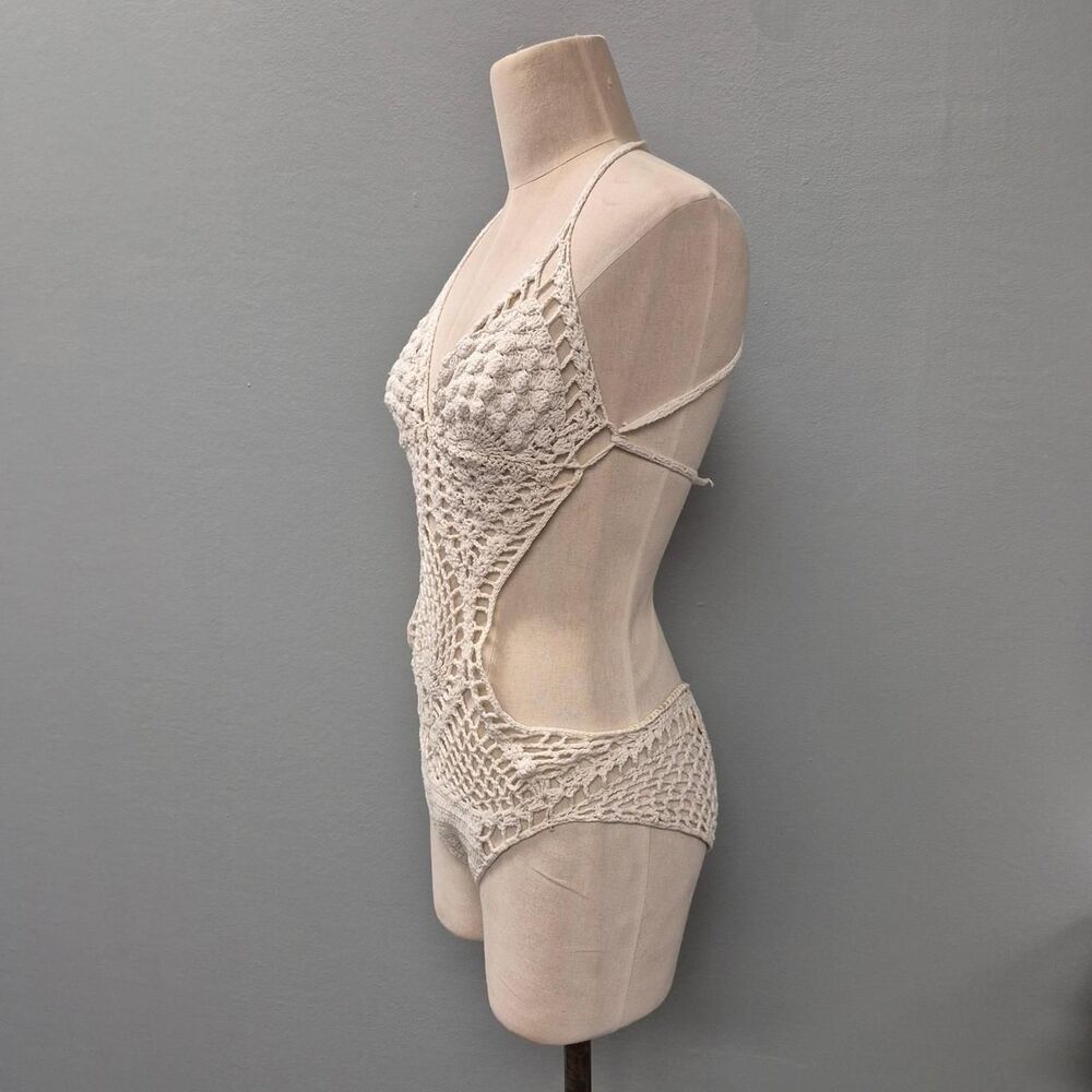 vintage Beachcomber Women's Cream Tan Cotton crochet Swimsuit-one-piece Monokini - Picture 4 of 10